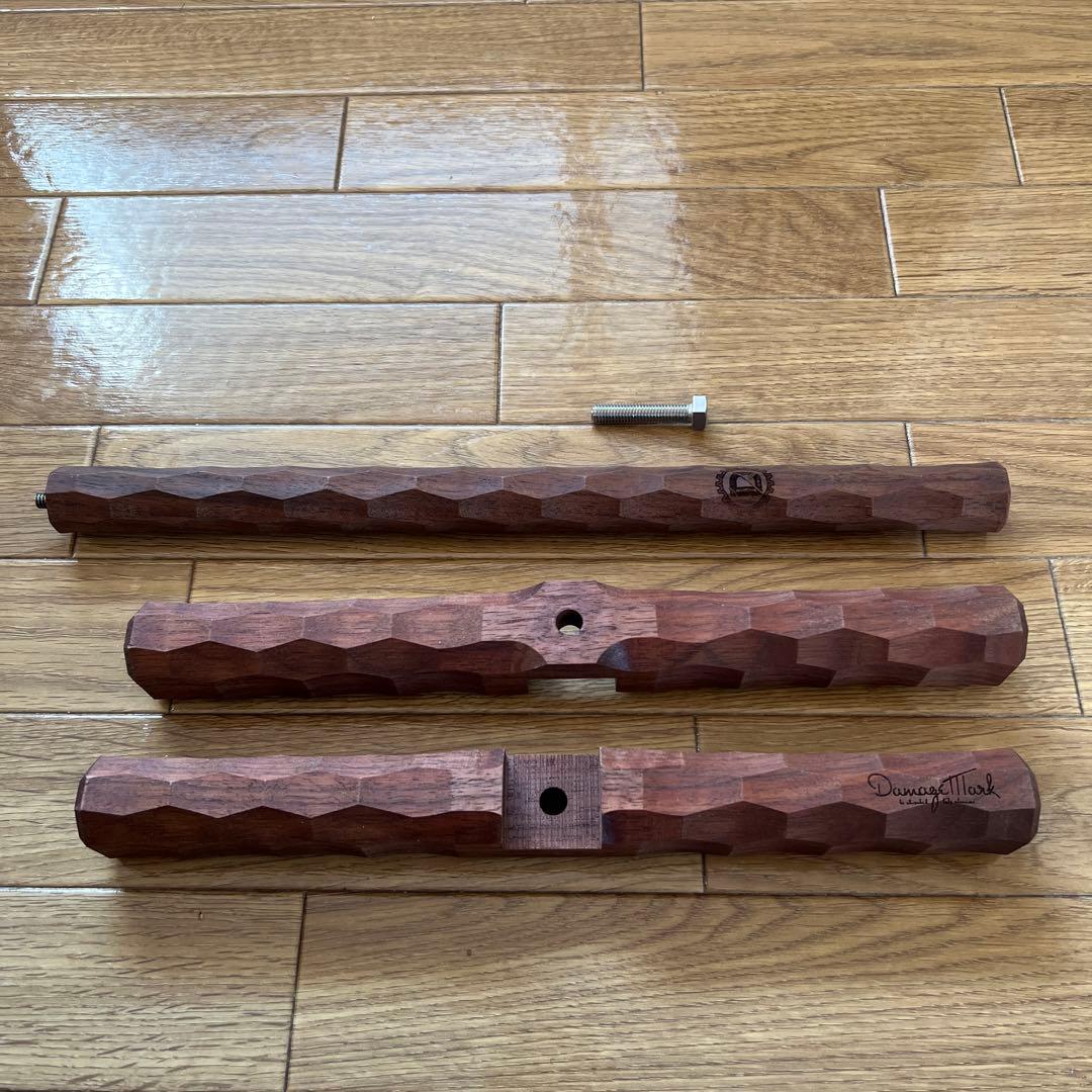 damagemarkダメージマーク　三脚テーブル