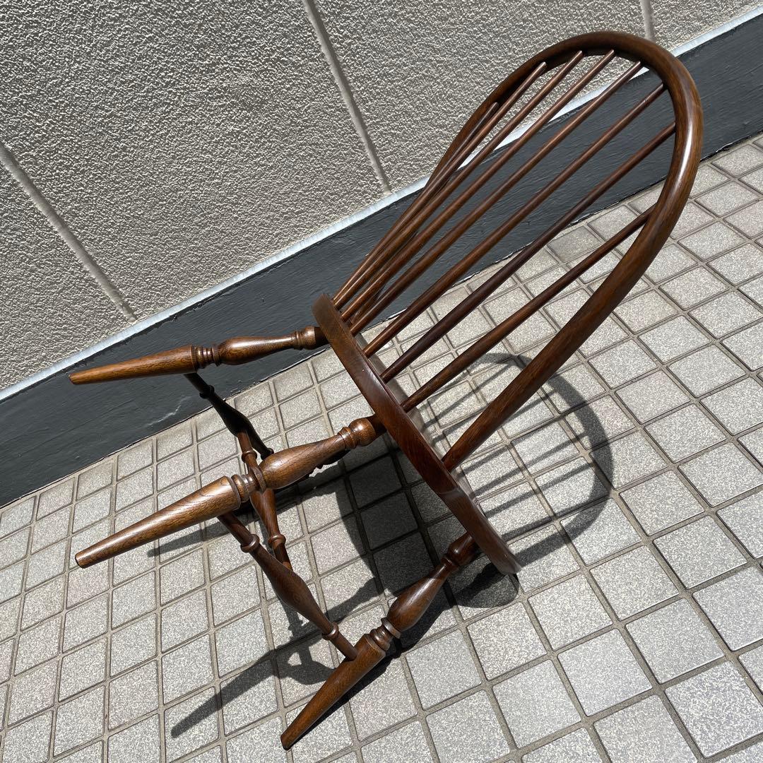 木製スピンドルバックチェア