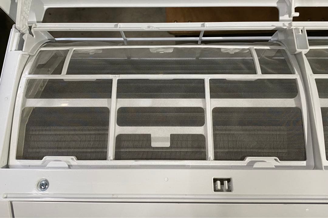 シャープ　ルームエアコン　AY-S28DG 2024年製　100V 10畳