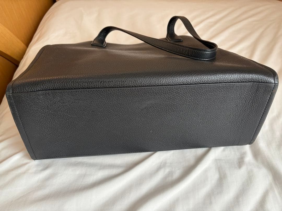 トリーバーチトートバッグ オールレザー 肩掛け A4可 ブラック 黒