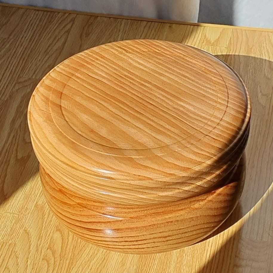 小物入れ 松(マツ) 幅17.9cm 高11.1cm フタ付 高さ低め 超銘木