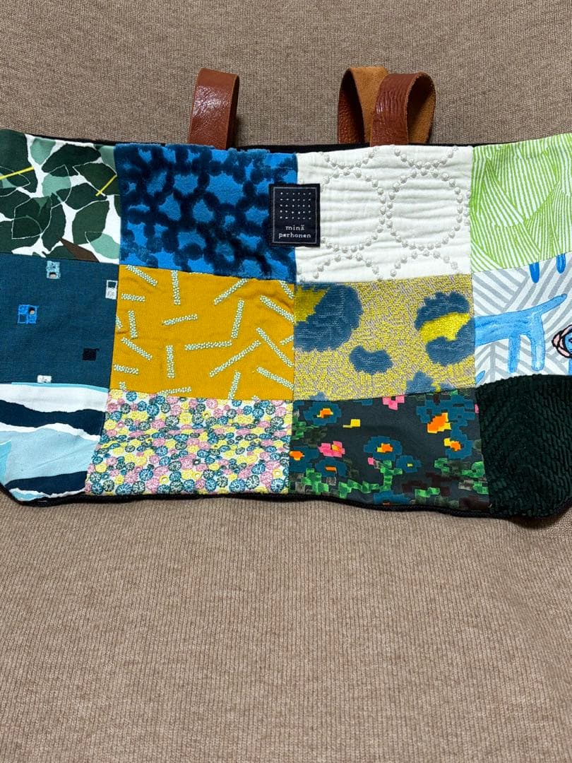 ミナペルホネン ピーストートバッグ