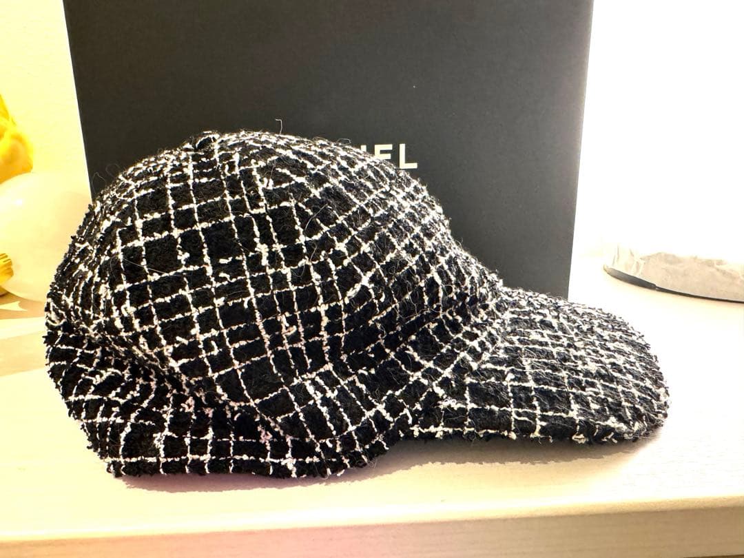 CHANEL ツイード風チェックキャップ