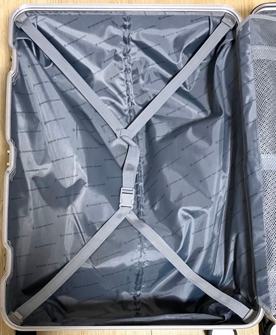 大容量105L TSAダブルロック 送料無料 スイスミリタリー プレミアム