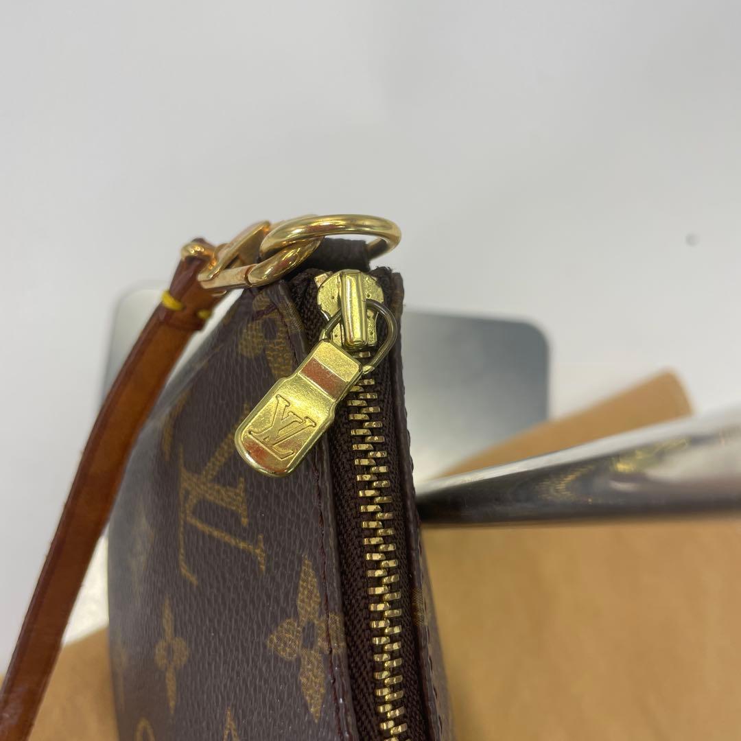 ルイヴィトン　ポシェット　アクセソワール　アクセサリーポーチ　ミニバッグ