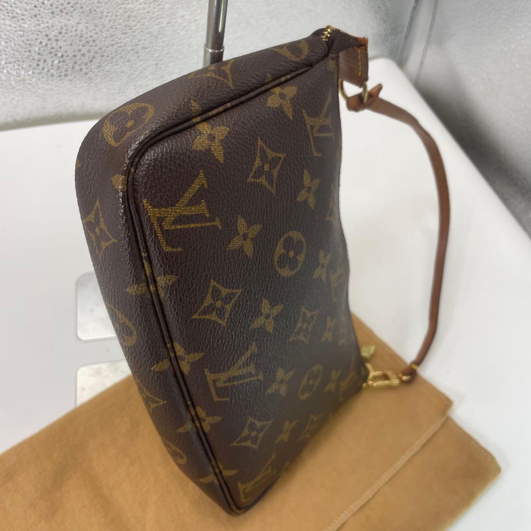 ルイヴィトン　ポシェット　アクセソワール　アクセサリーポーチ　ミニバッグ