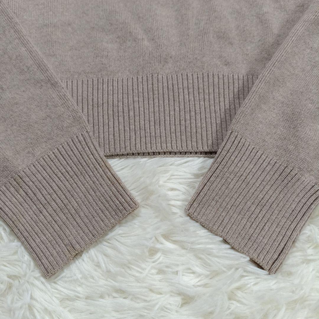 アミパリス　ハートロゴ入り エクストラファインメリノウール　ニット　グレージュ