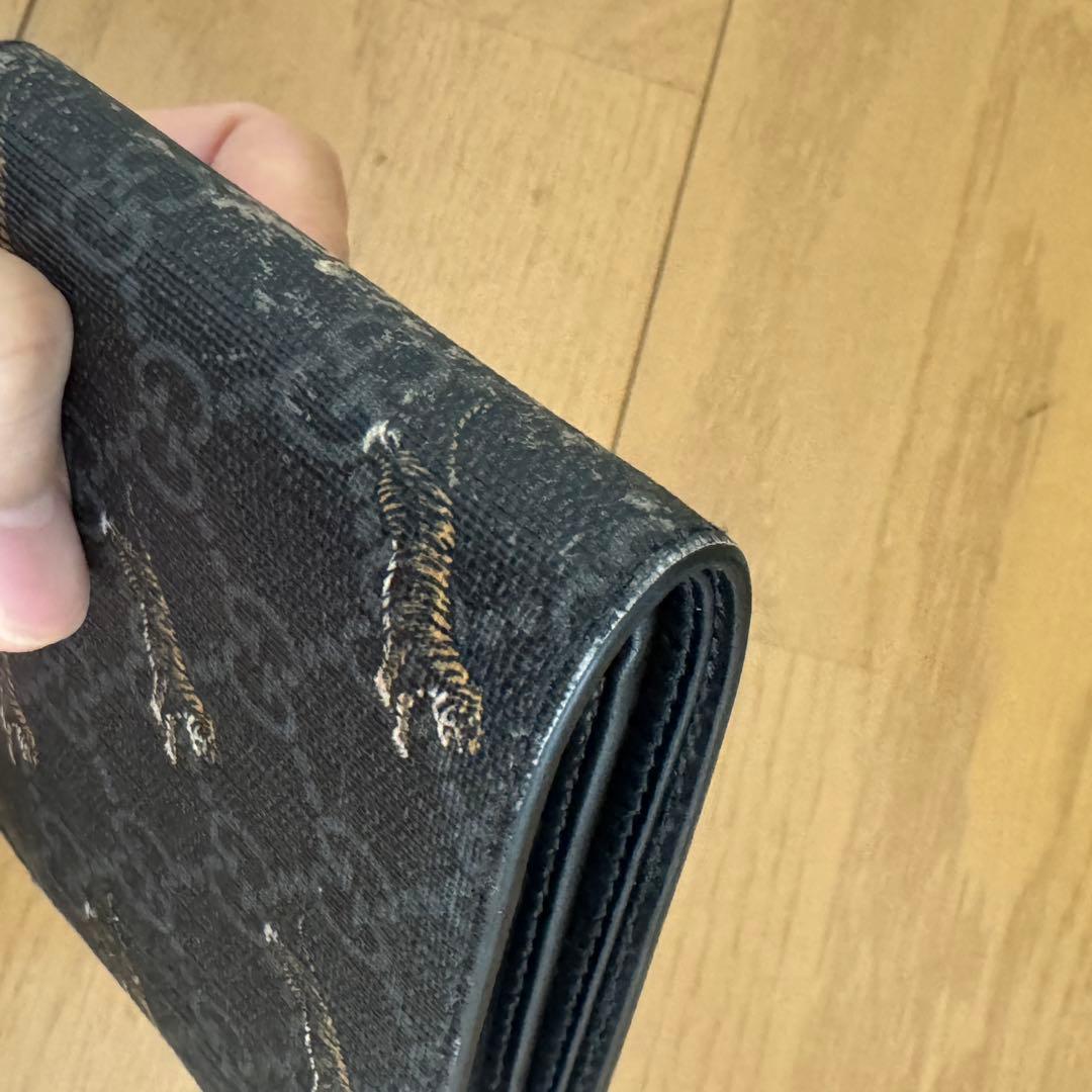 か*♪様 【値下げ中！】グッチ虎柄　二つ折り