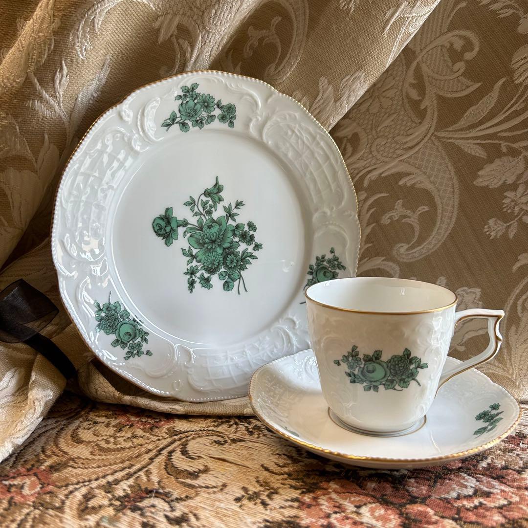 ドイツ製 ROSENTHAL マイセンフラワーグリーン 美しいレリーフ プレート