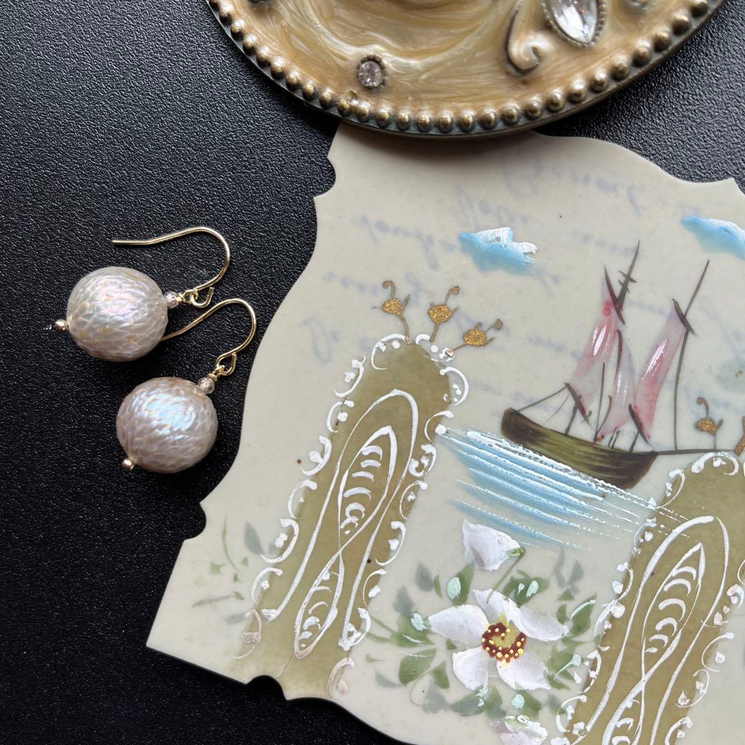 淡水エジソンパール＊ドラゴンスキンカービング＊ピアスorイヤリング