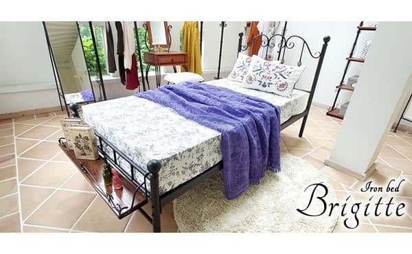 アンティーク風 北欧テイスト おしゃれ ベッドフレーム セミダブル ホワイト