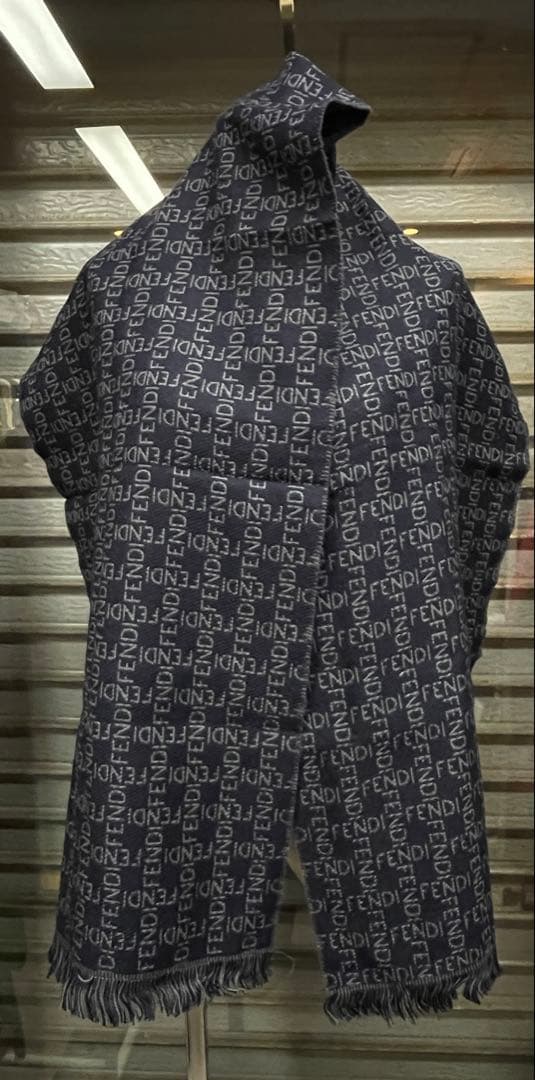 【未使用】FENDIフェンディ　ウール　タグ付き　マフラー　❤︎
