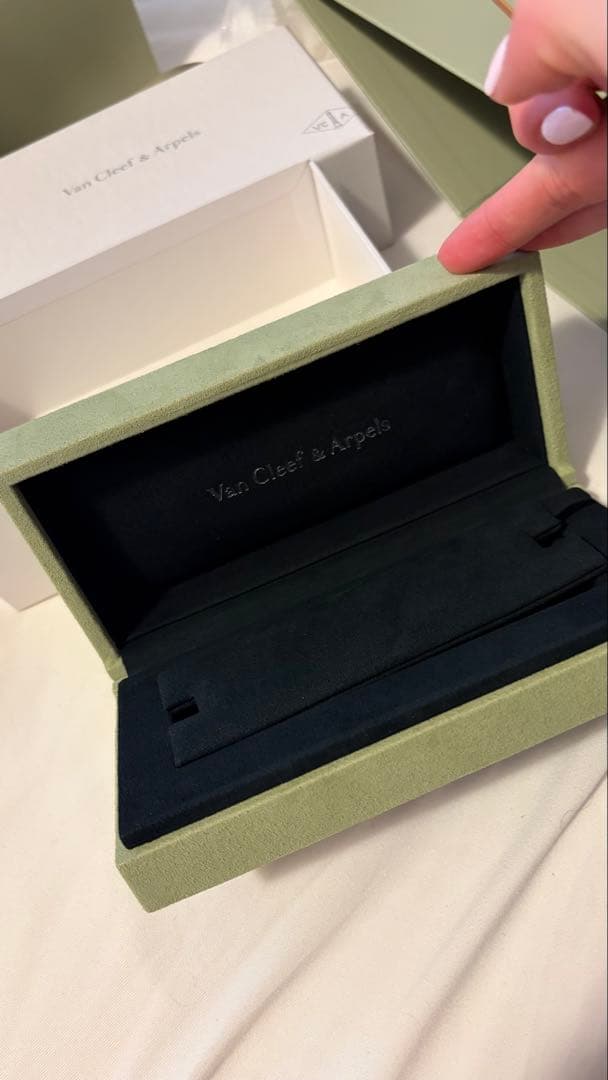 ヴァンクリ ブレスレット　箱