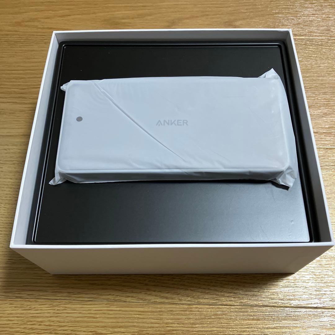 Anker 563 USB-C ドッキングステーション