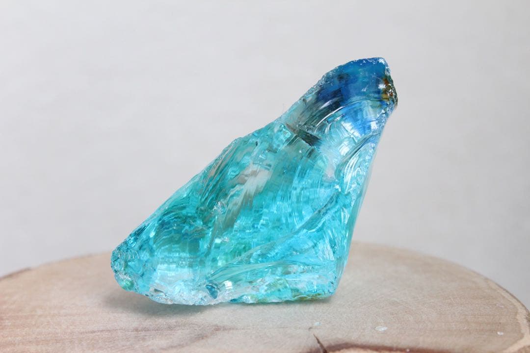 シエラネバダ産アンダラクリスタル　マルチカラー　ブルー系