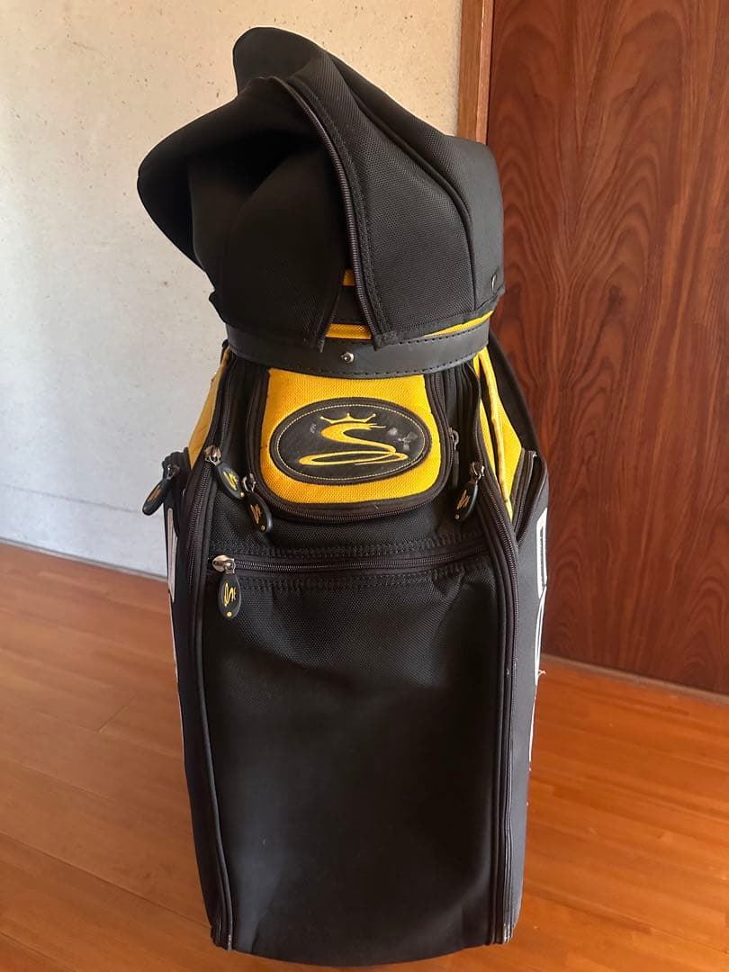 ゴルフ　Cobra コブラ　キャディバッグ