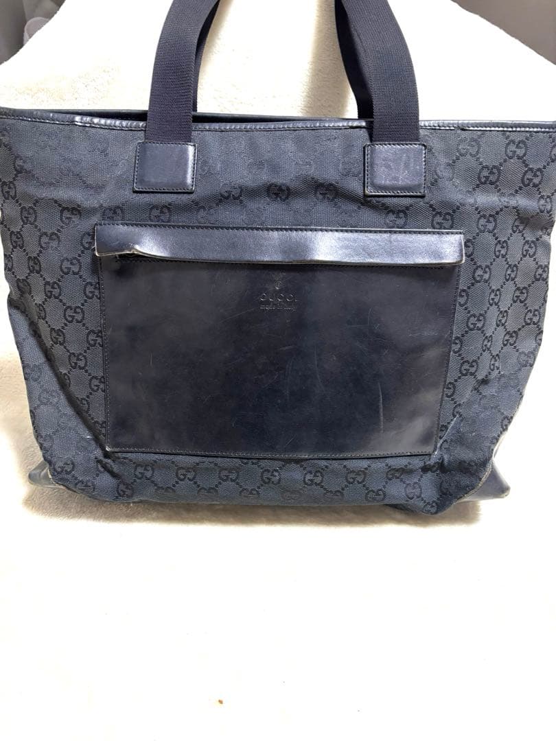 あ*る様 GUCCI グッチ GG柄 キャンバス トートバッグ 黒 角スレあり