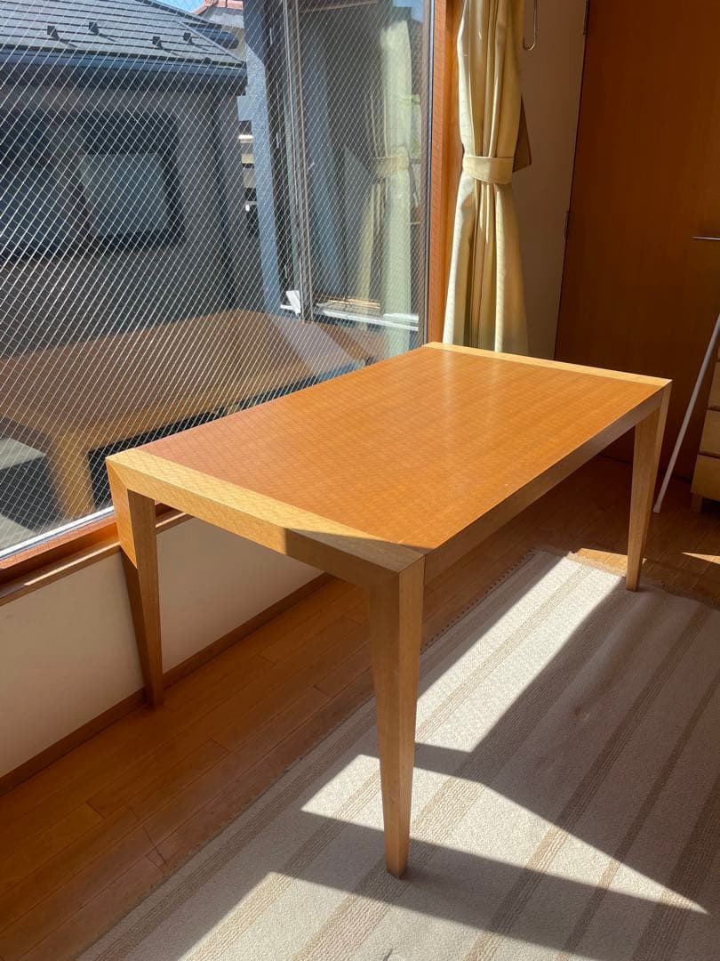 ダイニングテーブル 無垢材 シンプルモダン　アクタスダイニングテーブル