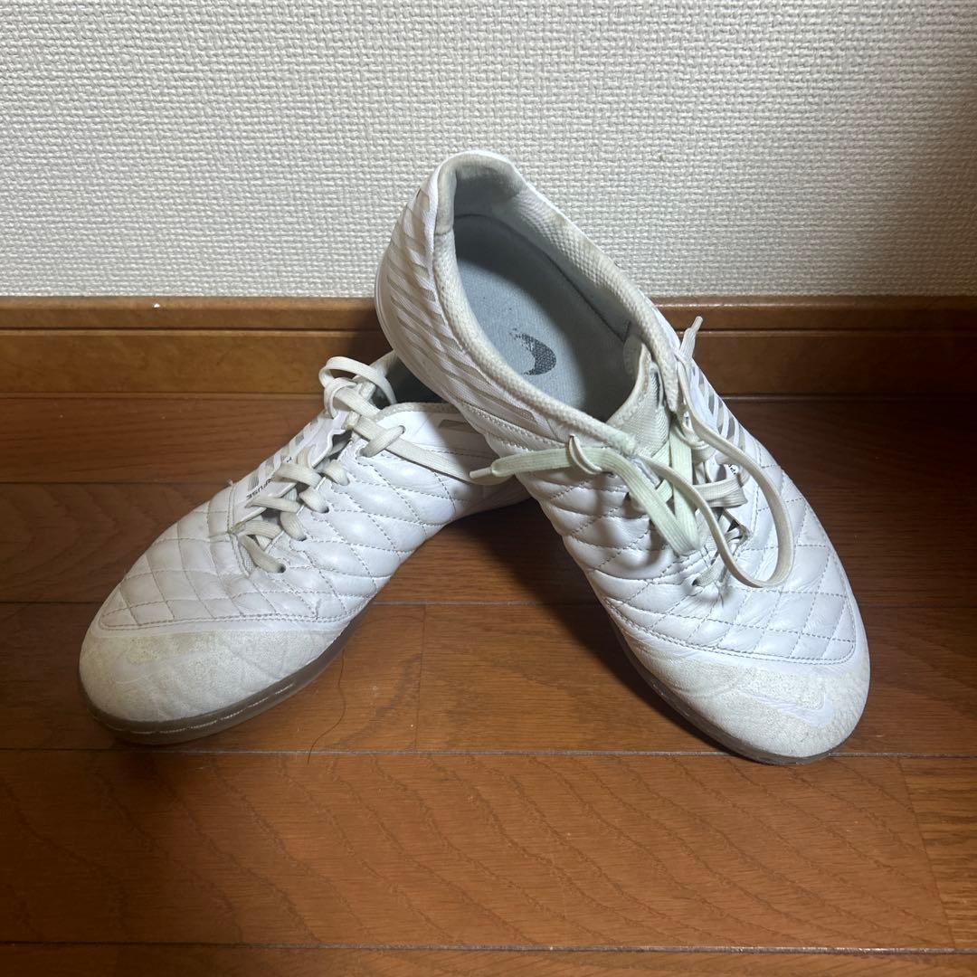 ルナガト ホワイト