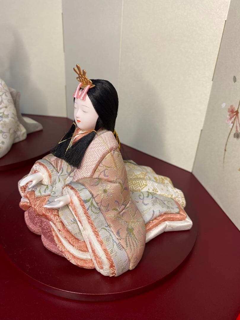 一秀作　江戸木目込人形　雛人形　親王平飾り・間口約４５×奥行約３０×高さ約３２㎝