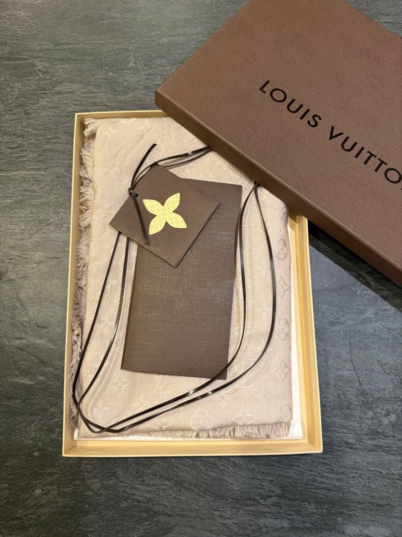 LOUIS VUITTON ルイ ヴィトン　モノグラムシルクウール大判スカーフ