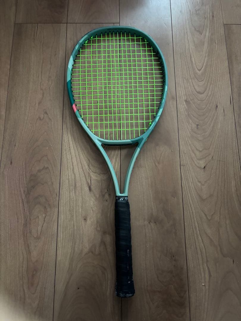 ヨネックス　ラケット　パーセプト100 中古