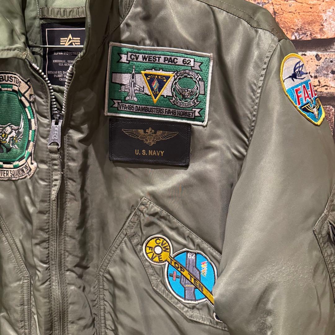 Alpha Industriesアルファ CWU-45フライトジャケットLカーキ