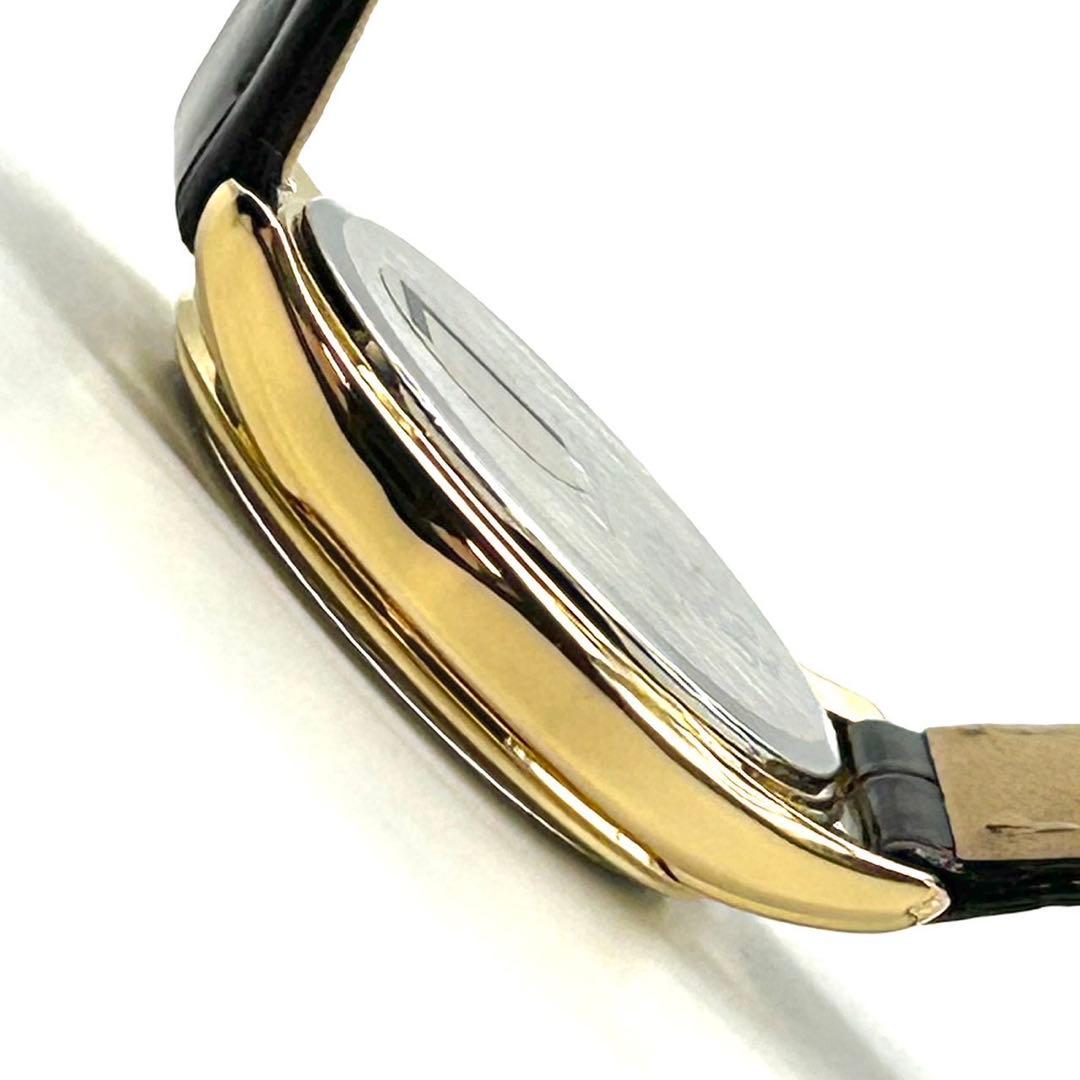 未使用 セイコー ナノユニバース コラボ 腕時計 クオーツ Wネーム レザー 金