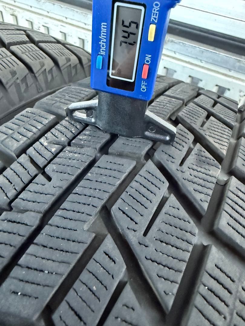 ARMYヨコハマスタッドレス195／65R15 91Q深溝