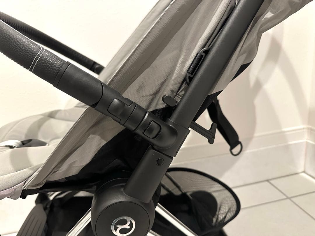 【超美品】サイベックス　コヤ　cybex coya ミラージュグレー　クローム