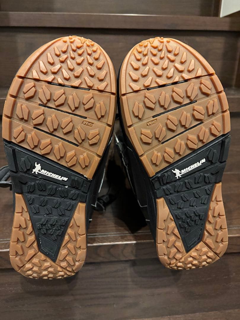 LASSO スノーボードブーツ 黒