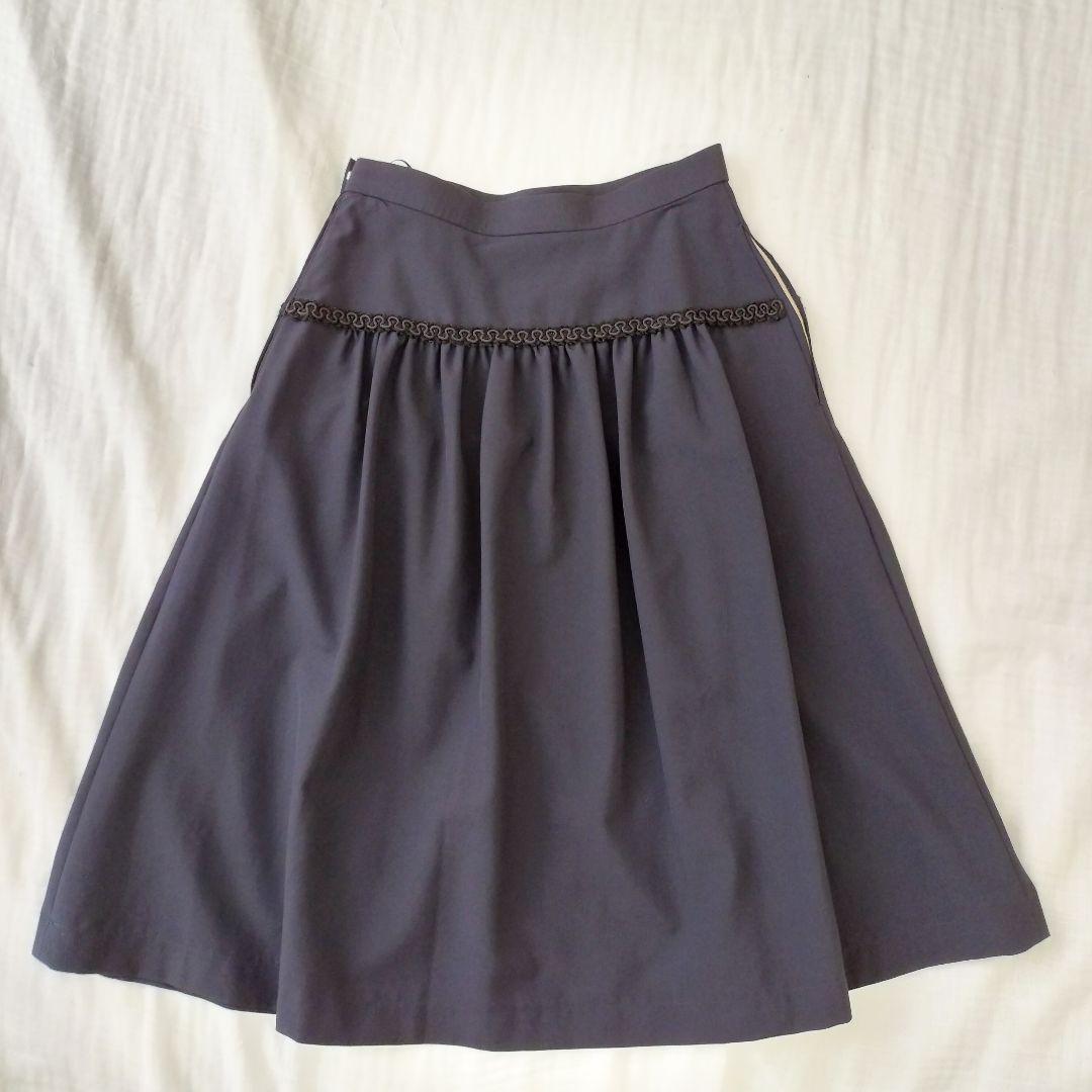 【美品】コムデギャルソン　黒　フレアースカート　刺繍テープ　SS　XS