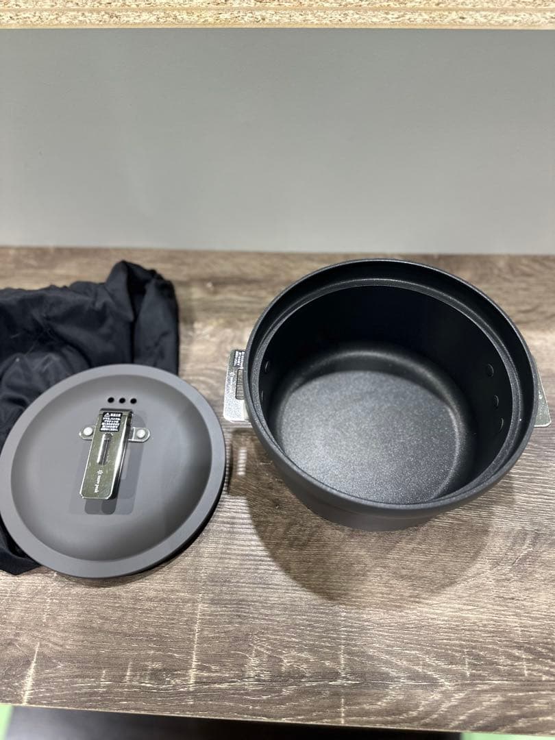 peak新品未使用品　 ライスクッカー 蓋付き 収納袋付き