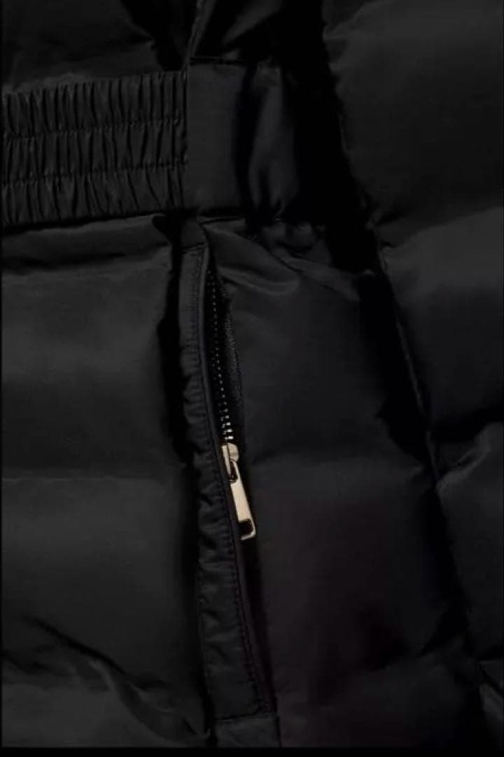 ZARA スリムフィットショートジャケット ブラック