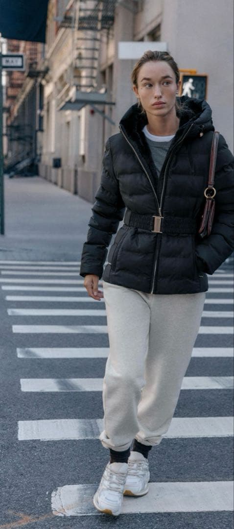 ZARA スリムフィットショートジャケット ブラック