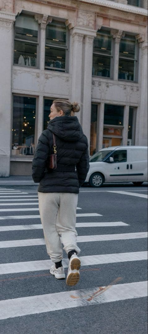 ZARA スリムフィットショートジャケット ブラック