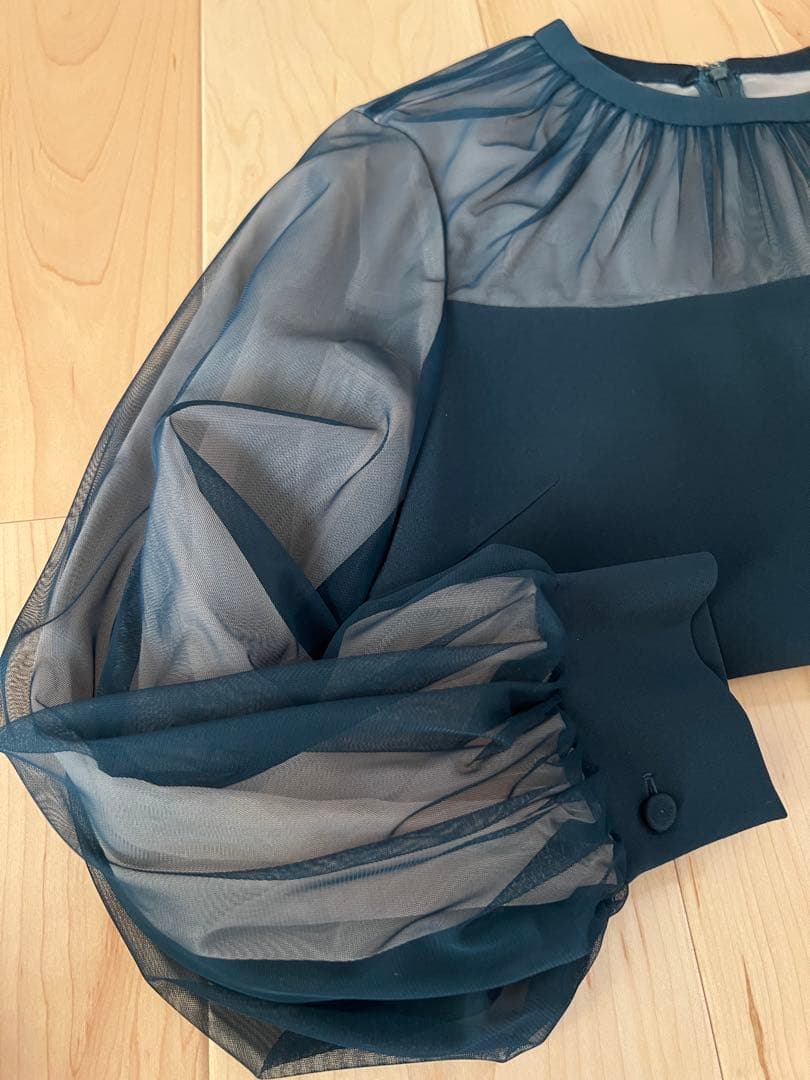 【最終値下げ】【美品】 エポカ　EPOCA ダークグリーンスーツ