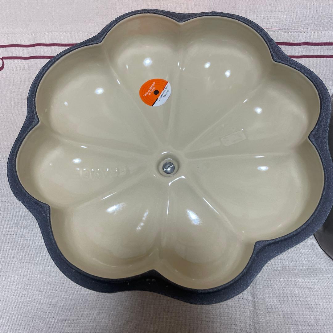 《新品》ルクルーゼ かぼちゃ鍋 ココットパンプキン 22