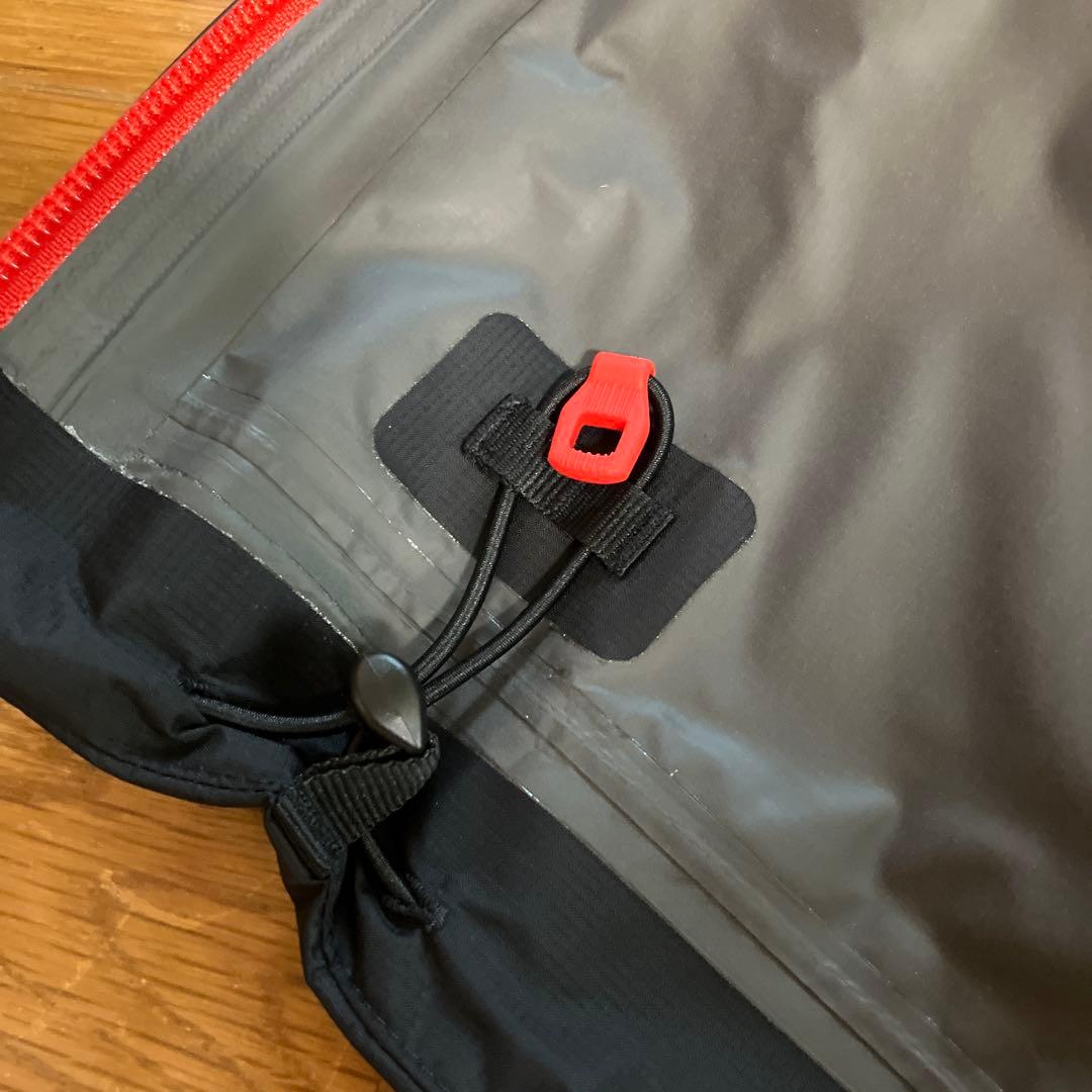 Daiwa スペシャルGORE-TEX ショートレインジャケット　黒　Lサイズ