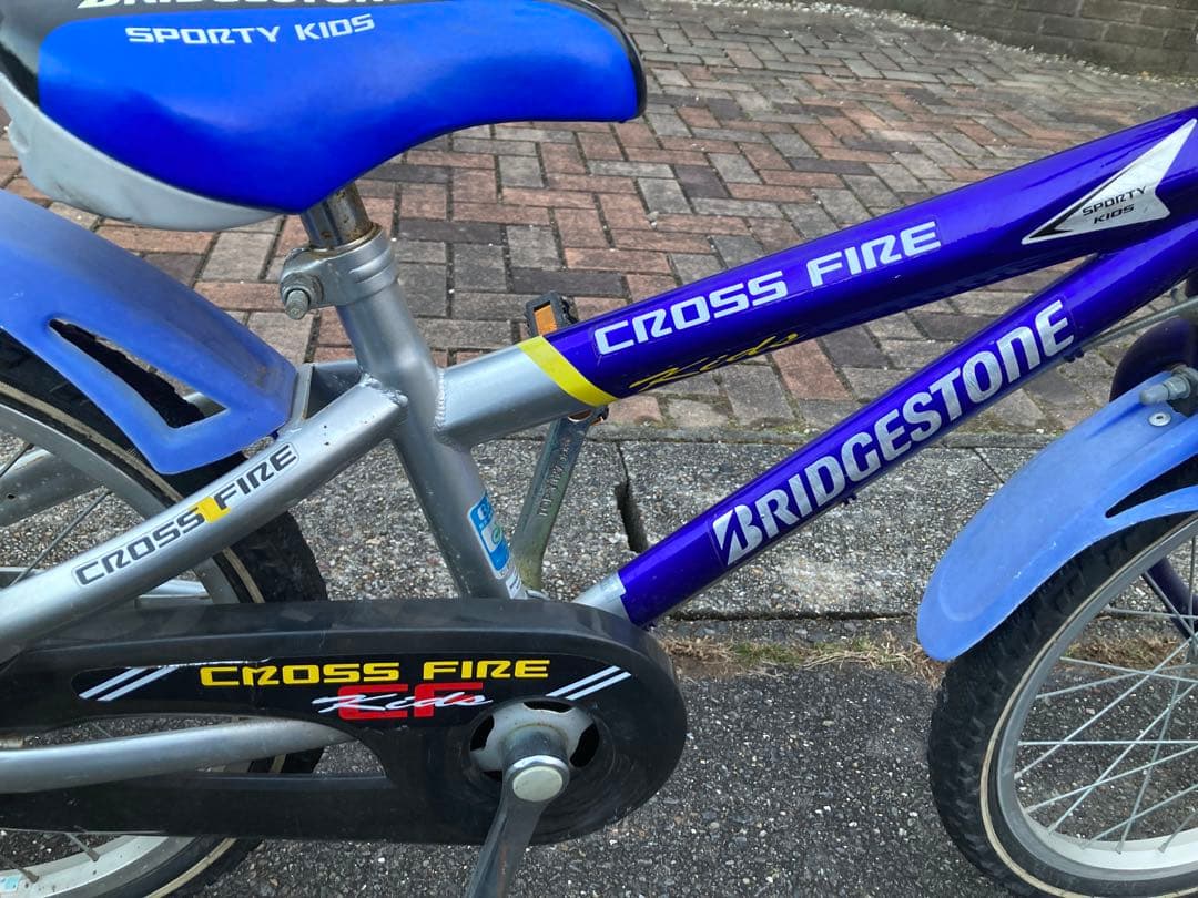 BRIDGESTONE CROSS FIRE クロスファイヤーキッズ　18インチ
