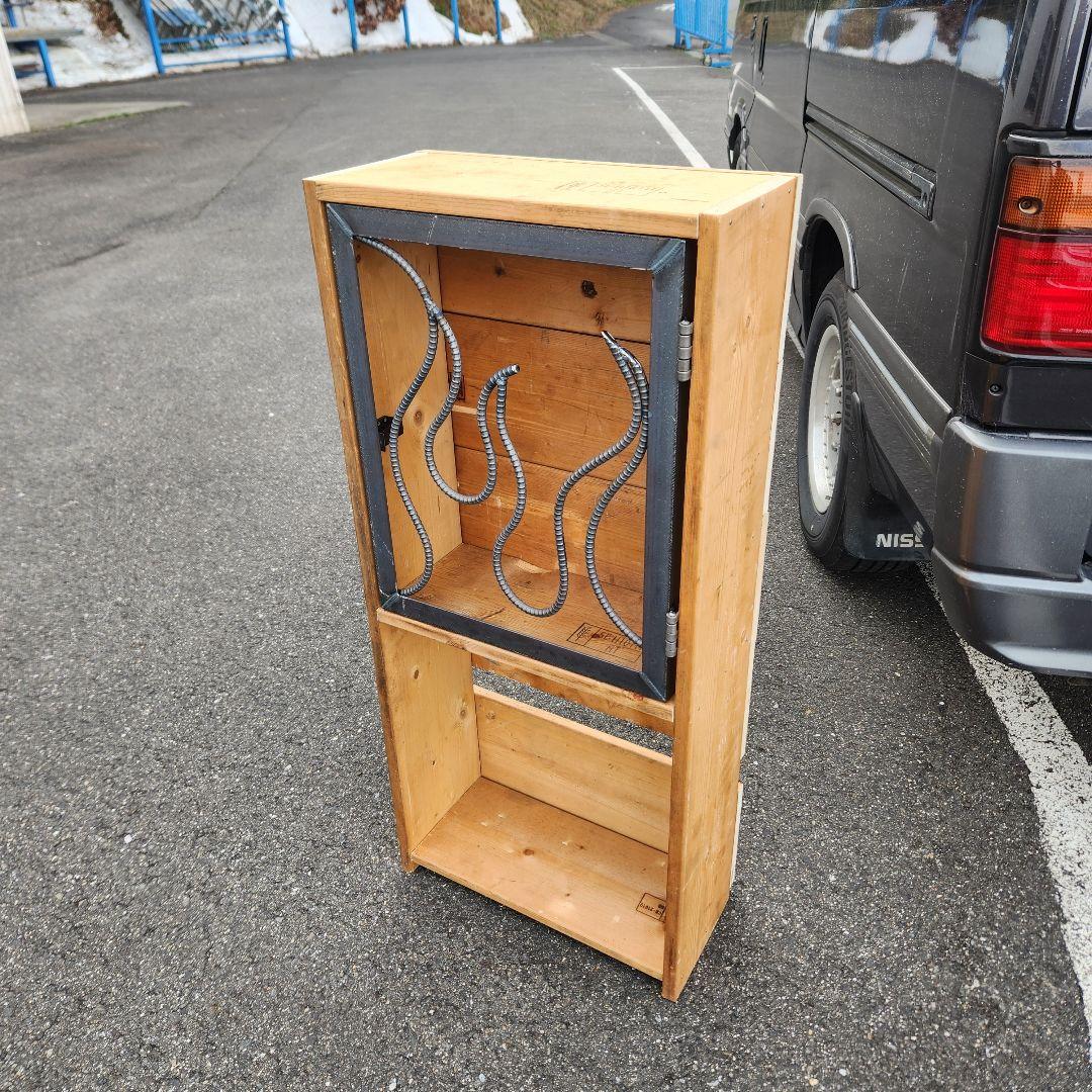 木製ディスプレイシェルフ　ハンドメイド