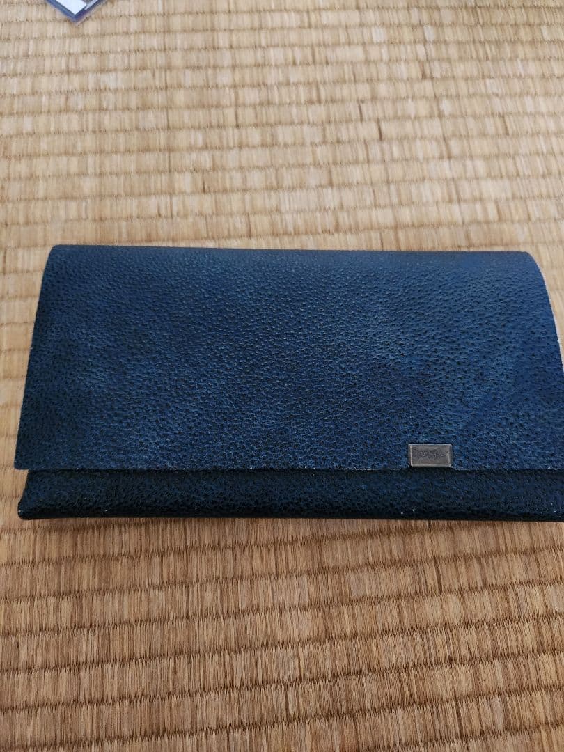 ほぼ新品　所作　姫路黒桟革　ロングウォレット 　藍染　財布