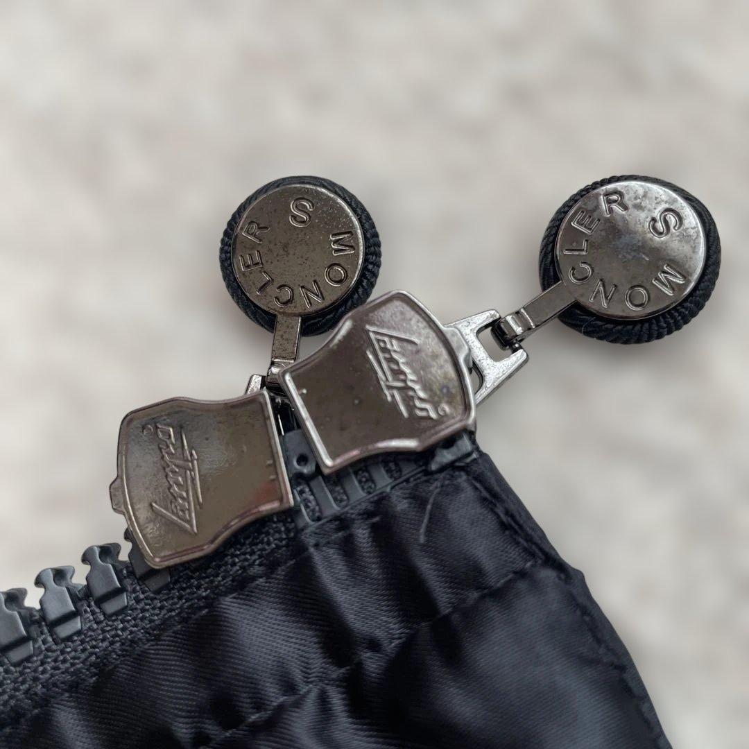 モンクレール　ベスト　SAWA GILET