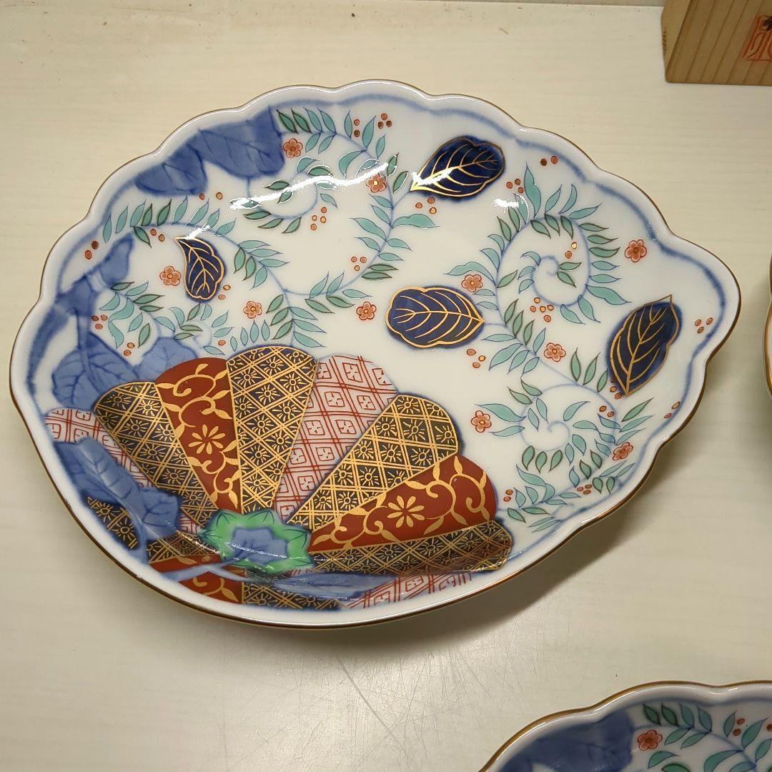 賞美堂　其泉窯　鮑型　金彩色絵菊花唐草紋　和皿揃　中皿５枚