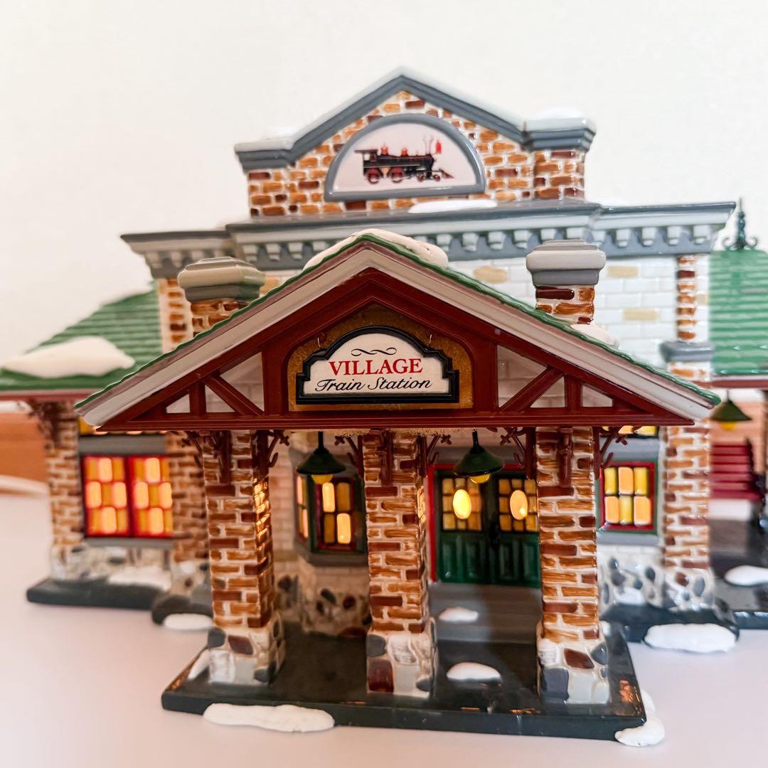 クリスマス フィギュア 鉄道の駅 デパートメント56 ミニチュアハウス