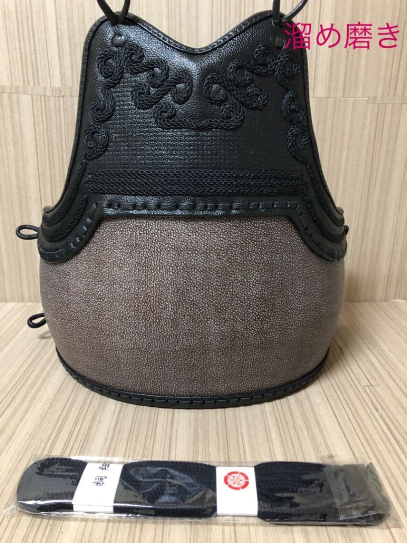 ☆剣道　なぎなた　胴　霜降り赤溜め胴　新品未使用　☆