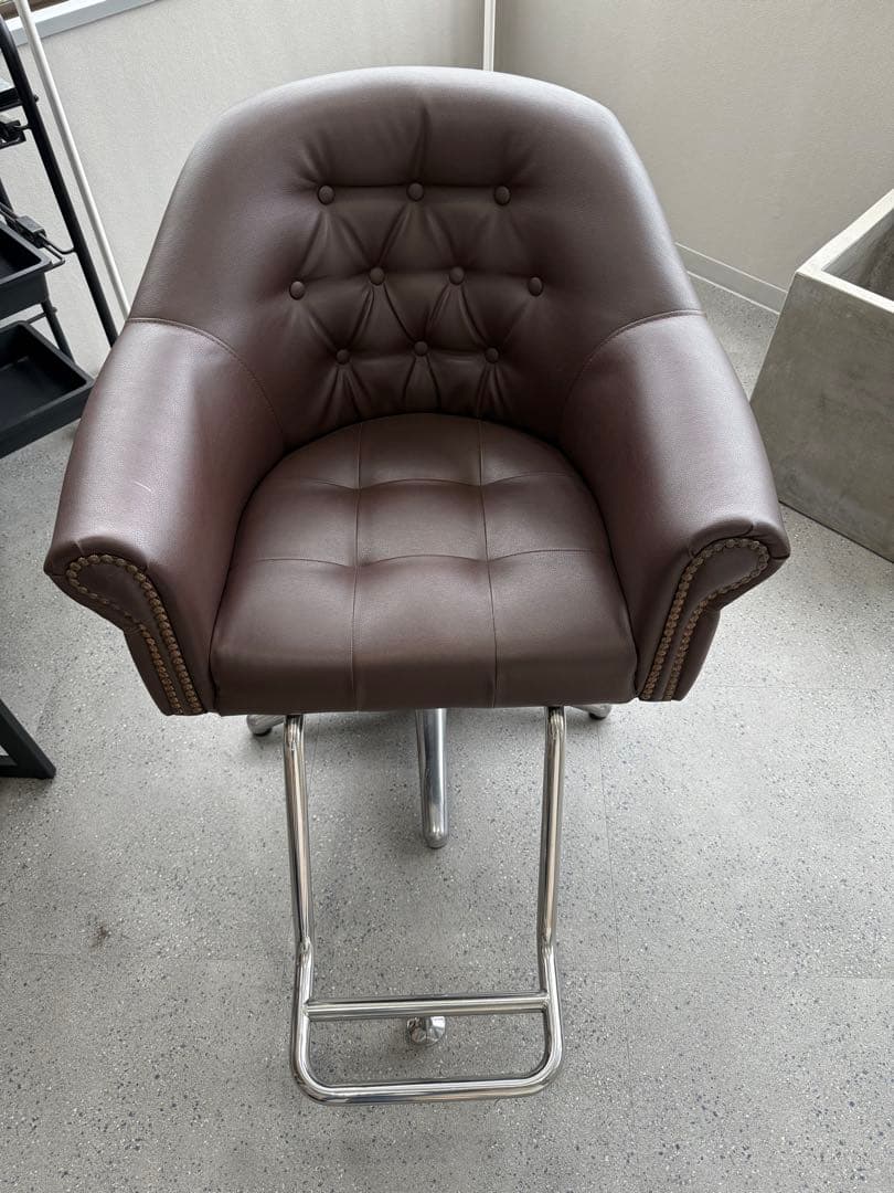 【週末SALE】ダークブラウン　セットイス　美容室　スタイリングチェア
