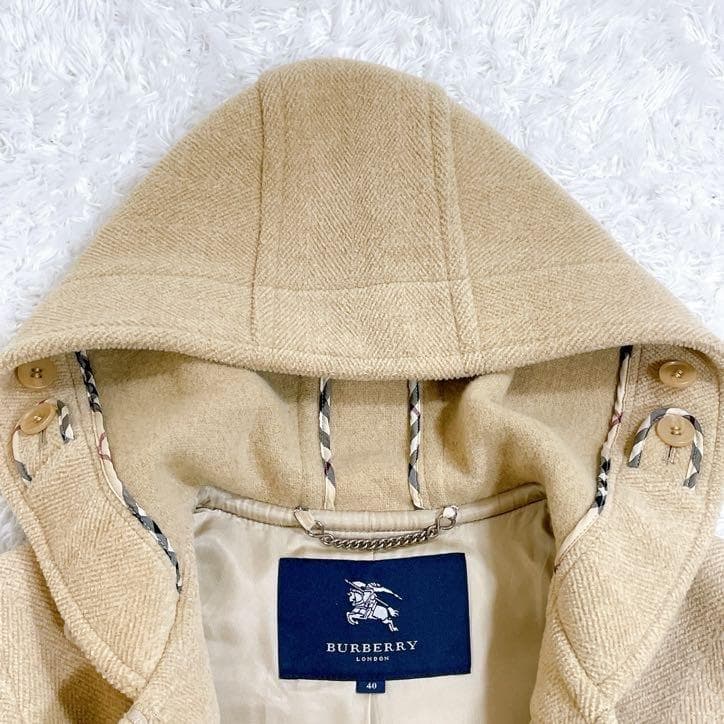 バーバリーロンドン　レディース　ダッフルコート　ベージュ