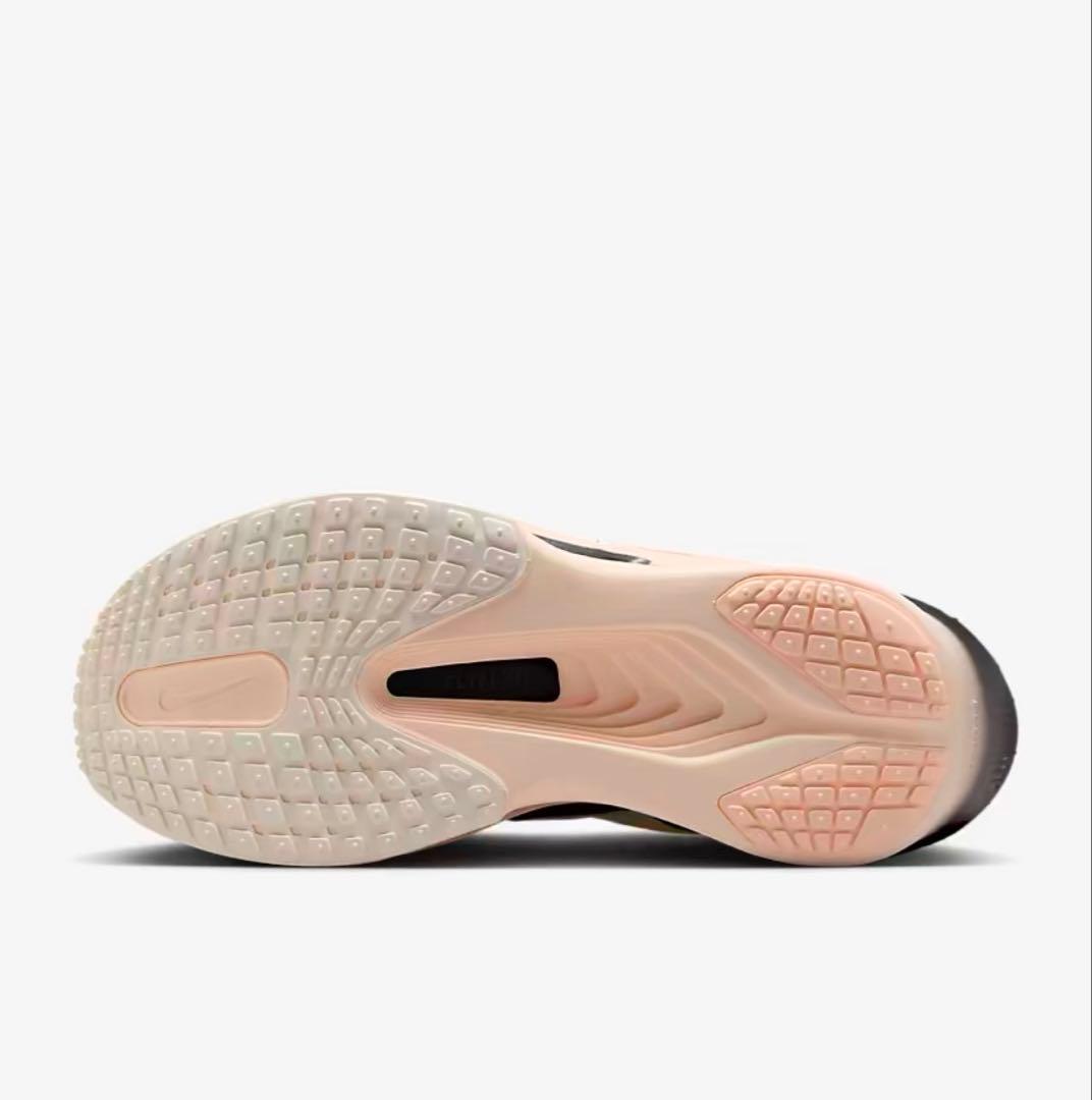 新品 ナイキ ズームフライ 6 23.5㎝