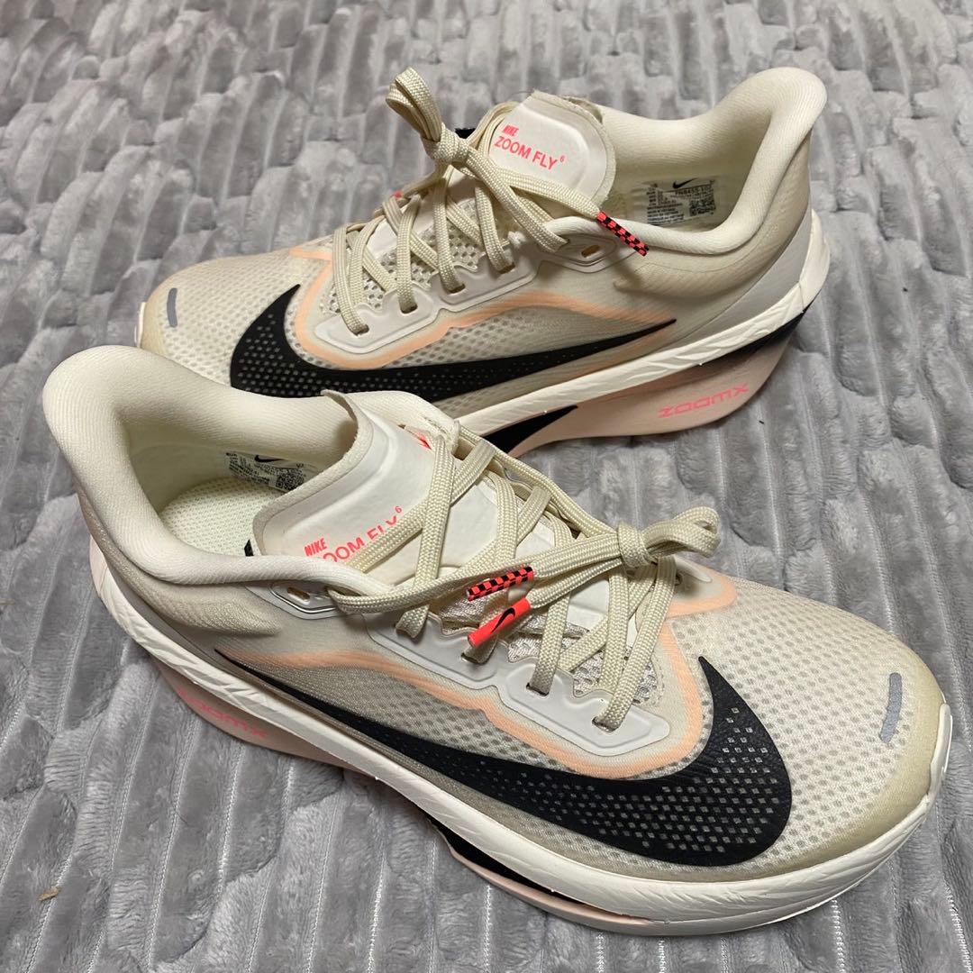 新品 ナイキ ズームフライ 6 23.5㎝